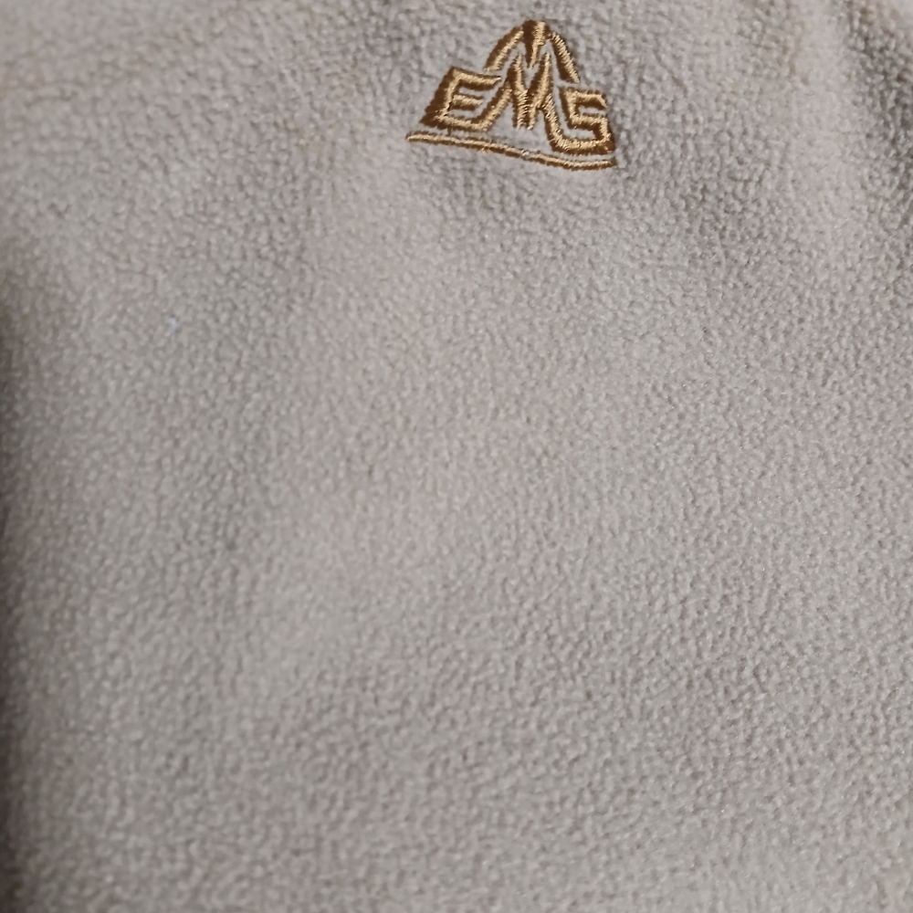 Super soft EMS® Men's Classic Microfleece 1/4-Zip Pullover - Picture 7 of 12